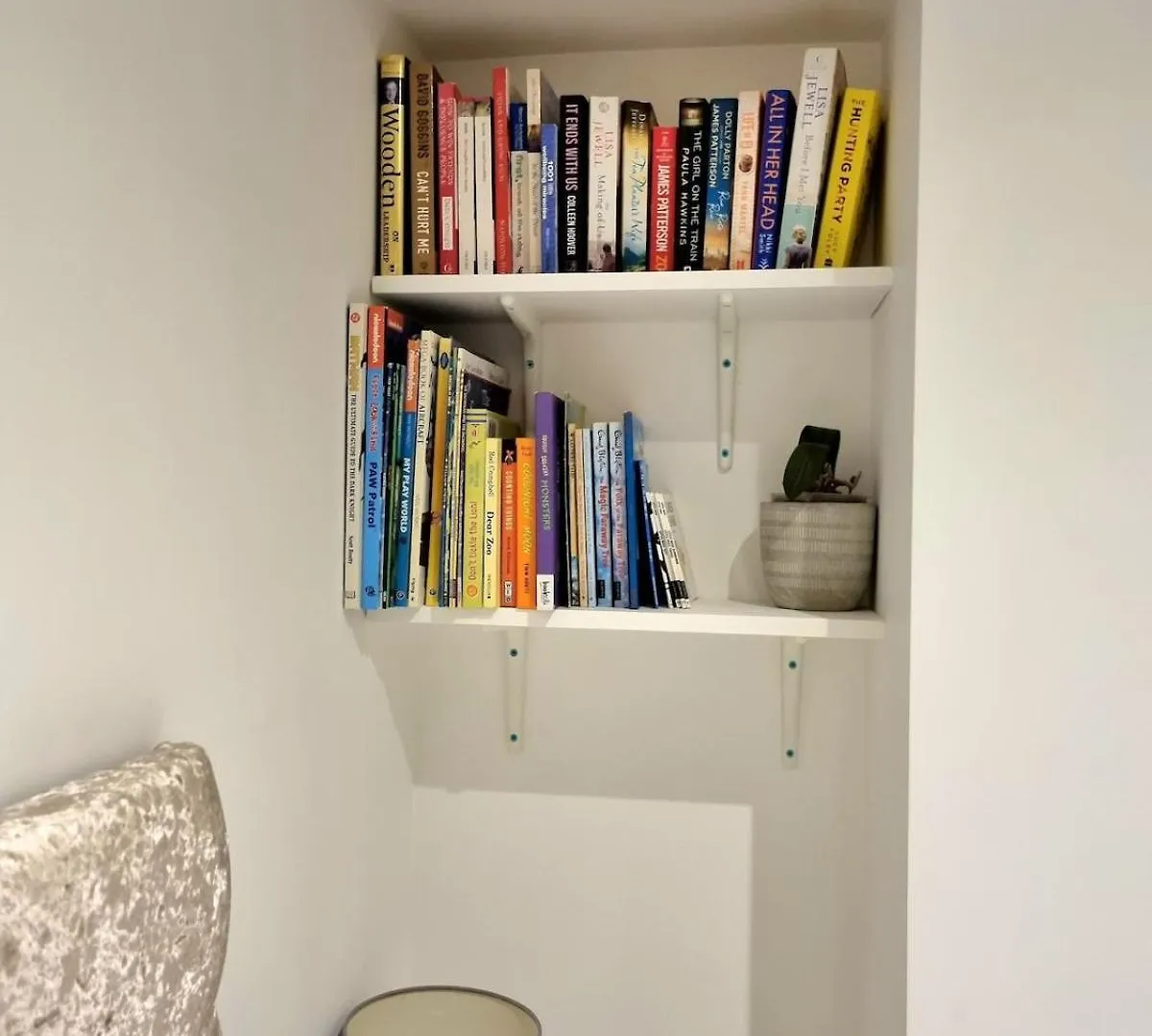 בורנמות' Private Self-Contained Place 0*,